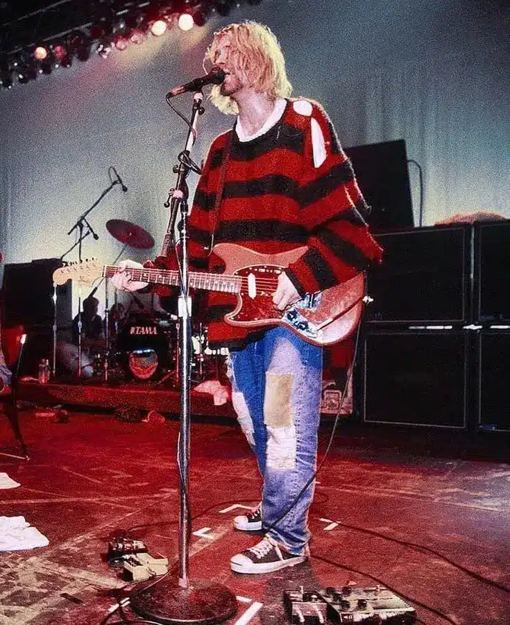 90s Fashion Trends: A Retrospective on Iconic Style